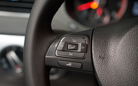 Volkswagen Jetta VI, 2013 год, 1 188 000 рублей, 14 фотография