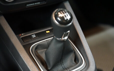 Volkswagen Jetta VI, 2013 год, 1 188 000 рублей, 16 фотография