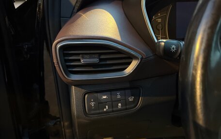 Hyundai Santa Fe IV, 2019 год, 3 350 000 рублей, 12 фотография