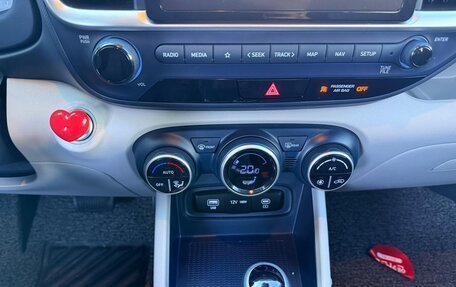 Hyundai Venue I, 2022 год, 2 500 000 рублей, 21 фотография