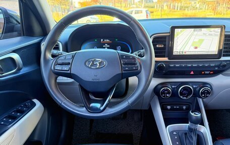 Hyundai Venue I, 2022 год, 2 500 000 рублей, 17 фотография