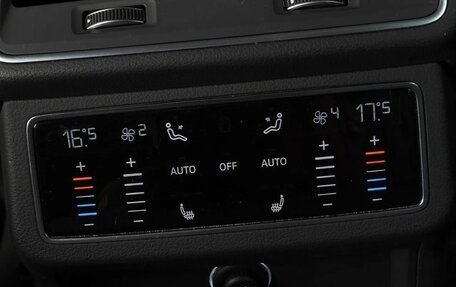 Audi A6, 2019 год, 3 560 000 рублей, 14 фотография