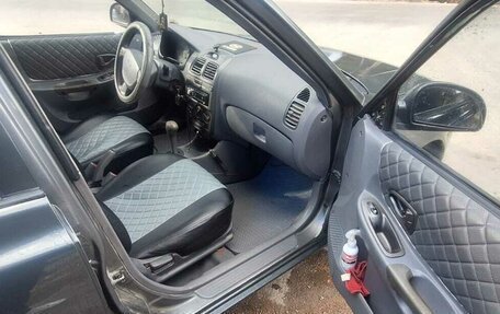 Hyundai Accent II, 2005 год, 350 000 рублей, 10 фотография