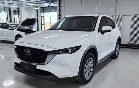 Mazda CX-5 II, 2022 год, 2 800 000 рублей, 1 фотография