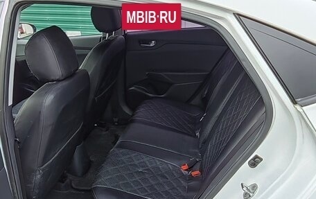 Hyundai Solaris II рестайлинг, 2021 год, 1 720 000 рублей, 6 фотография