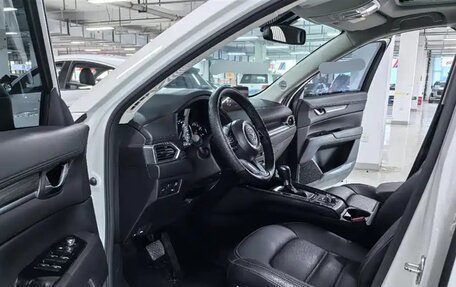 Mazda CX-5 II, 2022 год, 2 800 000 рублей, 6 фотография