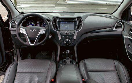 Hyundai Santa Fe III рестайлинг, 2013 год, 1 795 000 рублей, 16 фотография