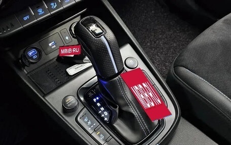 Hyundai Kona I, 2022 год, 1 390 500 рублей, 6 фотография