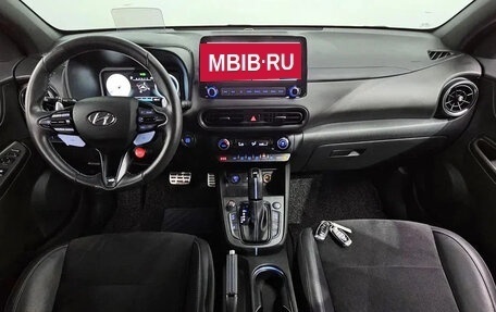 Hyundai Kona I, 2022 год, 1 390 500 рублей, 5 фотография