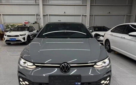 Volkswagen Golf VIII, 2022 год, 1 460 000 рублей, 2 фотография