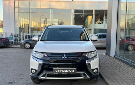 Mitsubishi Outlander III рестайлинг 3, 2021 год, 2 349 000 рублей, 2 фотография