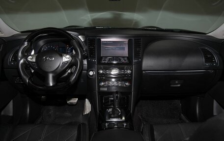 Infiniti QX70, 2015 год, 2 403 000 рублей, 7 фотография