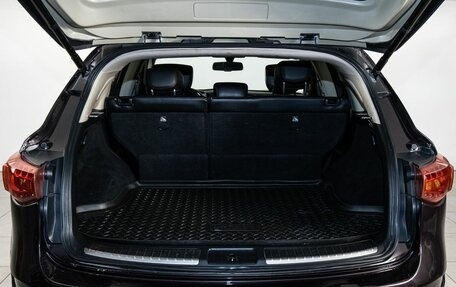 Infiniti QX70, 2015 год, 2 403 000 рублей, 19 фотография