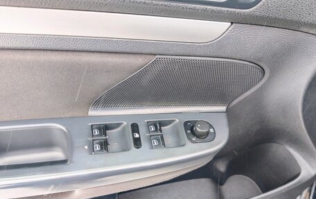 Volkswagen Jetta VI, 2010 год, 550 000 рублей, 24 фотография