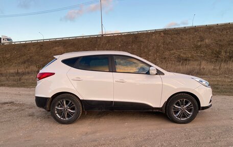 Hyundai ix35 I рестайлинг, 2014 год, 2 220 000 рублей, 4 фотография