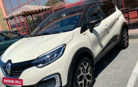 Renault Kaptur I рестайлинг, 2018 год, 1 200 000 рублей, 2 фотография