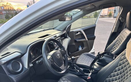 Toyota RAV4, 2016 год, 2 100 000 рублей, 8 фотография