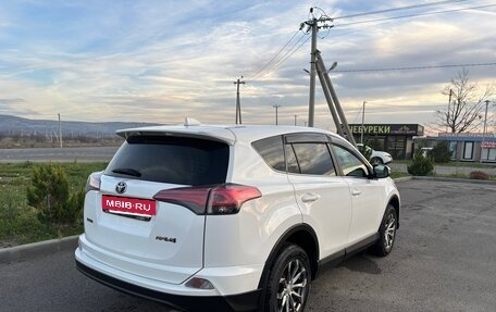 Toyota RAV4, 2016 год, 2 100 000 рублей, 5 фотография