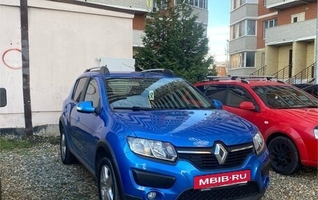 Renault Sandero II рестайлинг, 2018 год, 1 030 000 рублей, 2 фотография