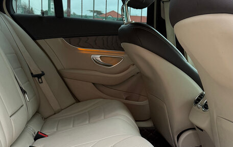 Mercedes-Benz C-Класс, 2015 год, 2 200 000 рублей, 22 фотография