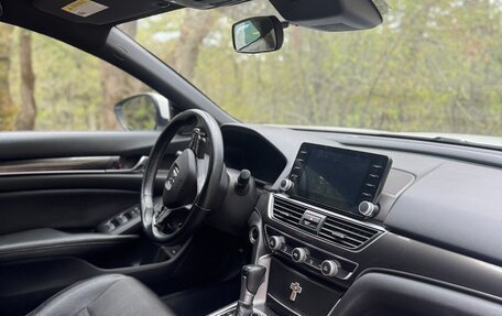 Honda Accord IX рестайлинг, 2019 год, 2 600 000 рублей, 6 фотография