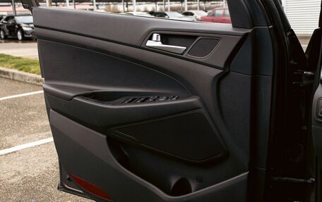 Hyundai Tucson III, 2018 год, 2 095 000 рублей, 12 фотография