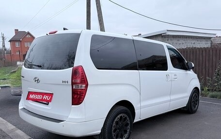 Hyundai H-1 II рестайлинг, 2019 год, 2 850 000 рублей, 7 фотография