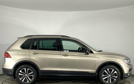 Volkswagen Tiguan II, 2020 год, 2 590 000 рублей, 10 фотография