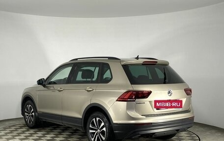 Volkswagen Tiguan II, 2020 год, 2 590 000 рублей, 6 фотография