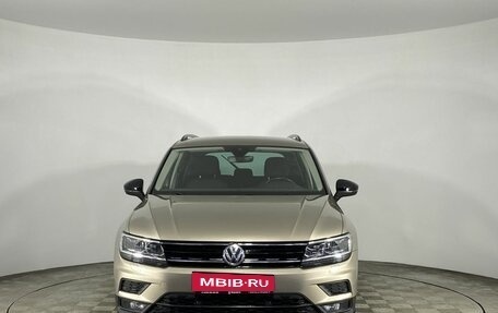 Volkswagen Tiguan II, 2020 год, 2 590 000 рублей, 3 фотография