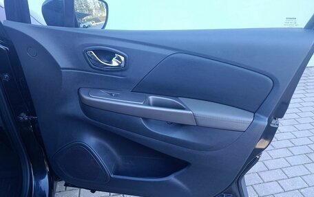 Renault Kaptur I рестайлинг, 2017 год, 1 300 000 рублей, 20 фотография