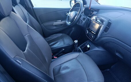 Renault Kaptur I рестайлинг, 2017 год, 1 300 000 рублей, 19 фотография