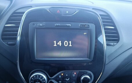 Renault Kaptur I рестайлинг, 2017 год, 1 300 000 рублей, 24 фотография