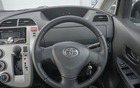 Toyota Ractis I, 2009 год, 735 000 рублей, 15 фотография