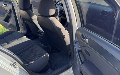 Volkswagen Golf VI, 2011 год, 650 000 рублей, 16 фотография