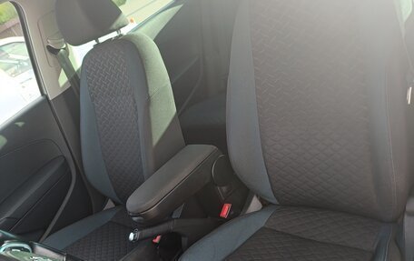 Volkswagen Polo VI (EU Market), 2019 год, 1 250 000 рублей, 17 фотография