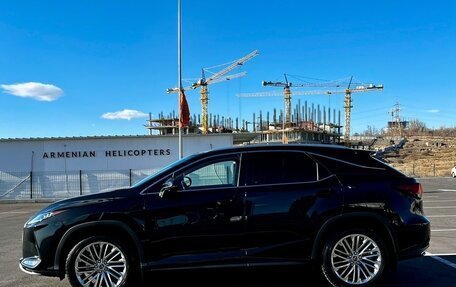 Lexus RX IV рестайлинг, 2022 год, 7 125 000 рублей, 1 фотография