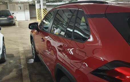 Toyota RAV4, 2021 год, 3 900 000 рублей, 5 фотография