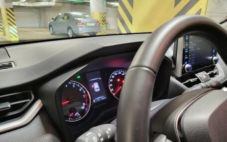 Toyota RAV4, 2021 год, 3 900 000 рублей, 10 фотография