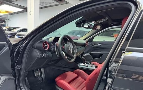 Alfa Romeo Giulia II, 2023 год, 5 177 155 рублей, 7 фотография