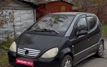 Mercedes-Benz A-Класс, 1998 год, 300 000 рублей, 1 фотография