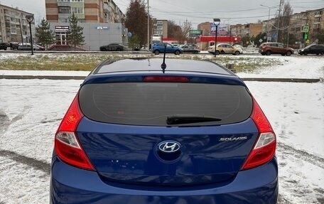 Hyundai Solaris II рестайлинг, 2011 год, 690 000 рублей, 5 фотография