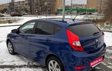 Hyundai Solaris II рестайлинг, 2011 год, 690 000 рублей, 6 фотография