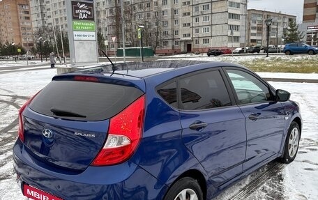 Hyundai Solaris II рестайлинг, 2011 год, 690 000 рублей, 4 фотография