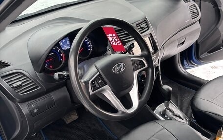 Hyundai Solaris II рестайлинг, 2011 год, 690 000 рублей, 13 фотография