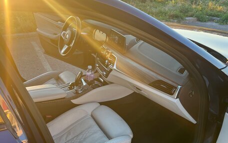 BMW 5 серия, 2017 год, 3 500 000 рублей, 9 фотография