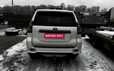 Toyota Land Cruiser Prado 150 рестайлинг 2, 2021 год, 6 500 000 рублей, 2 фотография