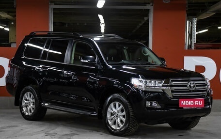 Toyota Land Cruiser 200, 2018 год, 5 498 000 рублей, 3 фотография