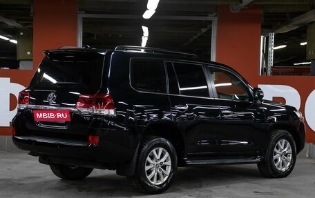 Toyota Land Cruiser 200, 2018 год, 5 498 000 рублей, 5 фотография