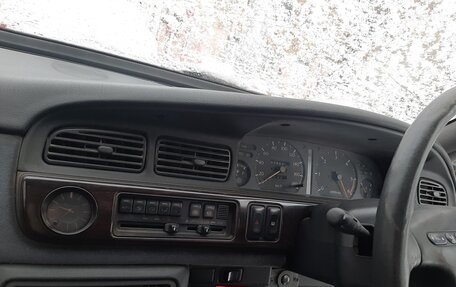 Nissan Laurel VIII, 1991 год, 420 000 рублей, 14 фотография